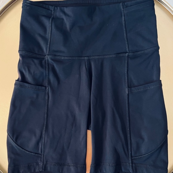 Lululemon Align High Rise Shorts (Size 2) - Picture 7 of 7